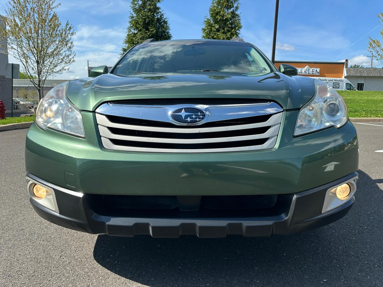 Subaru Outback 4dr Wgn H4 Auto 2.5i 2012