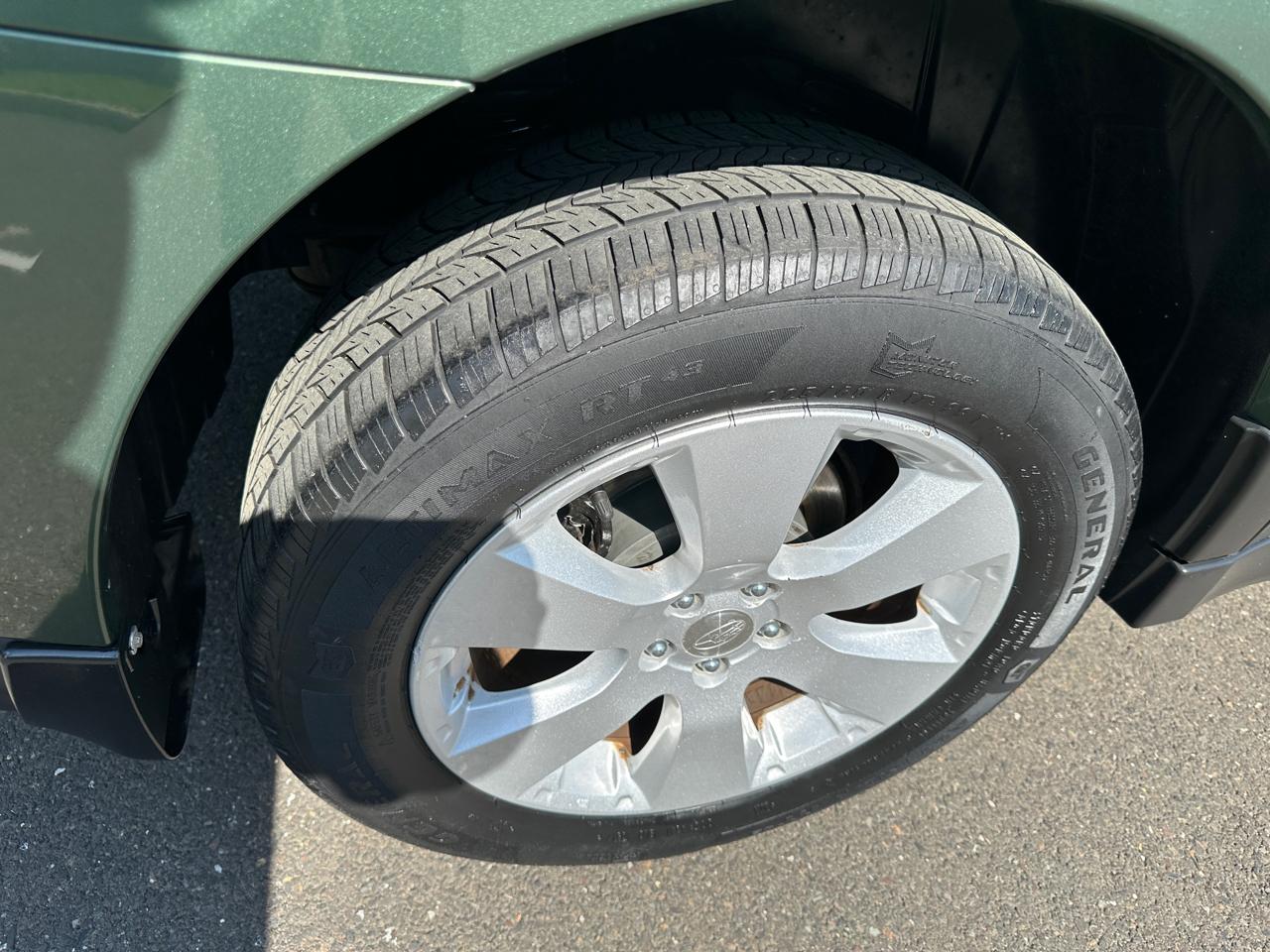 Subaru Outback 4dr Wgn H4 Auto 2.5i 2012