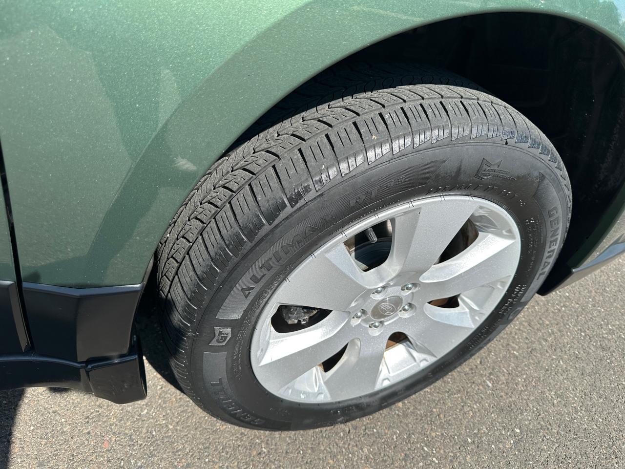 Subaru Outback 4dr Wgn H4 Auto 2.5i 2012