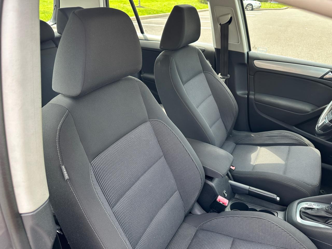 Volkswagen Golf 4dr HB DSG TDI 2013