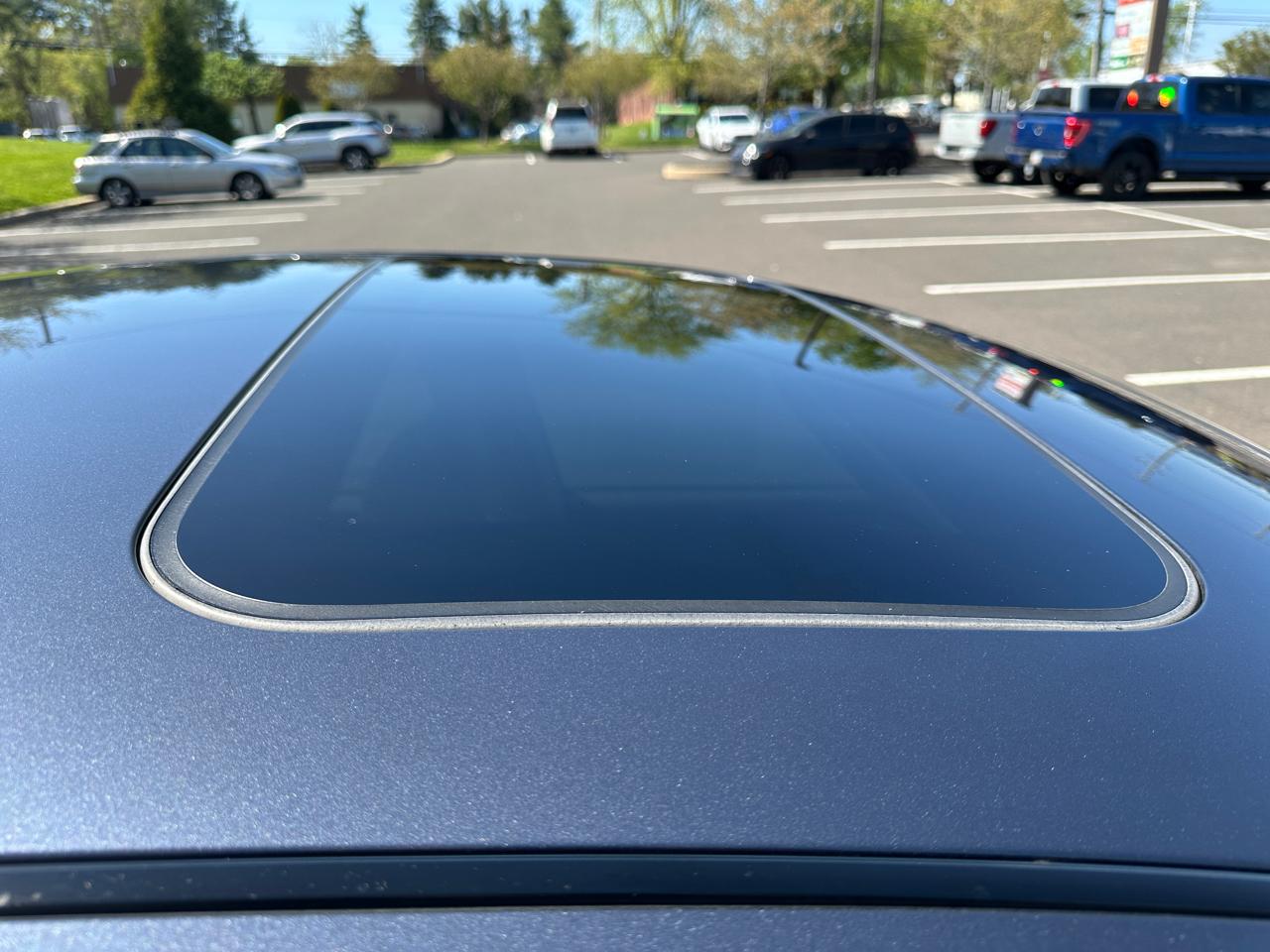 Infiniti G37 Sedan 4dr x AWD 2011