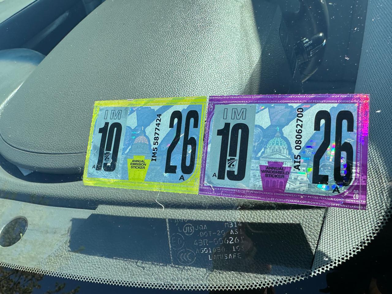 Infiniti G37 Sedan 4dr x AWD 2011