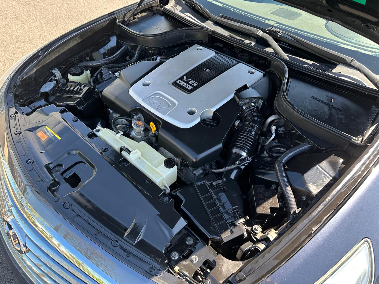 Infiniti G37 Sedan 4dr x AWD 2011