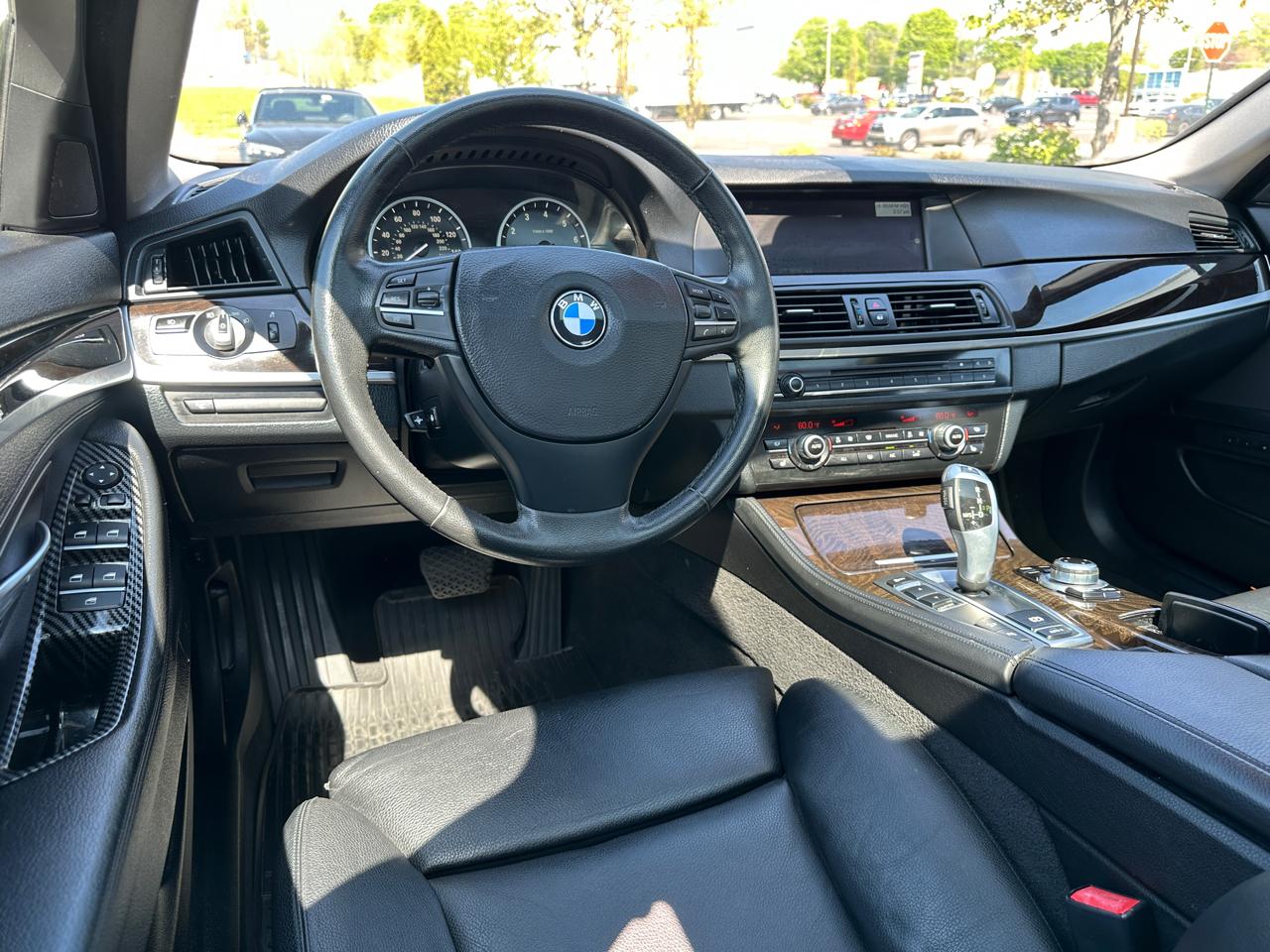 BMW 5 Series 4dr Sdn 535i xDrive AWD 2013