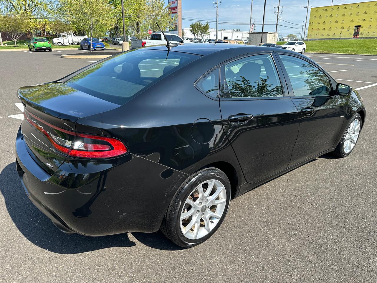 Dodge Dart 4dr Sdn SXT 2013