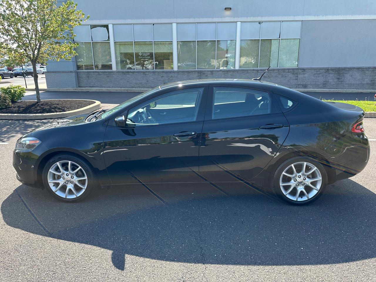 Dodge Dart 4dr Sdn SXT 2013