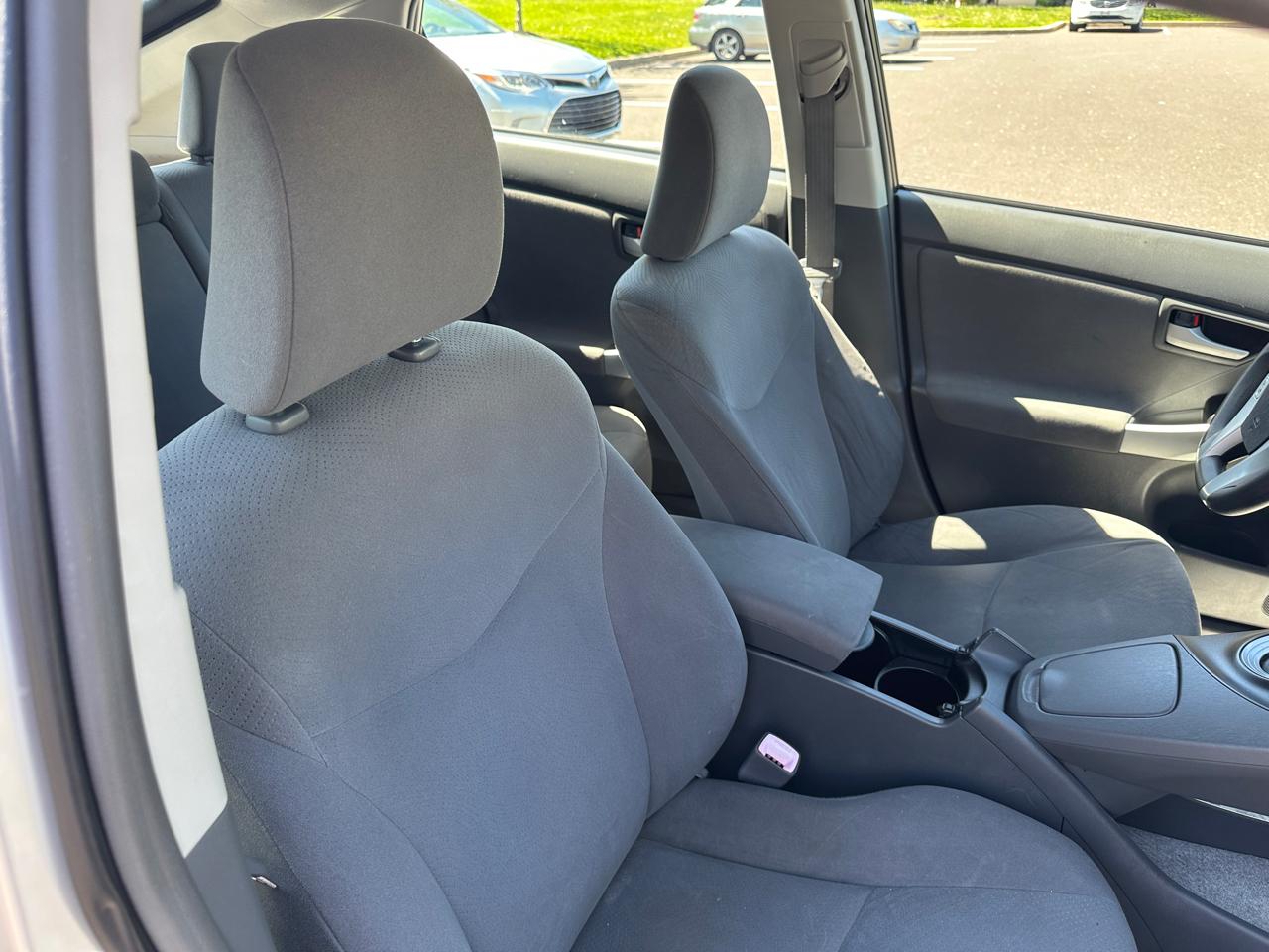 Toyota Prius 5dr HB III (Natl) 2010