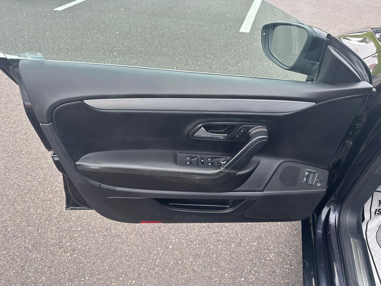 Volkswagen CC 4dr Sdn Sport Plus PZEV 2013