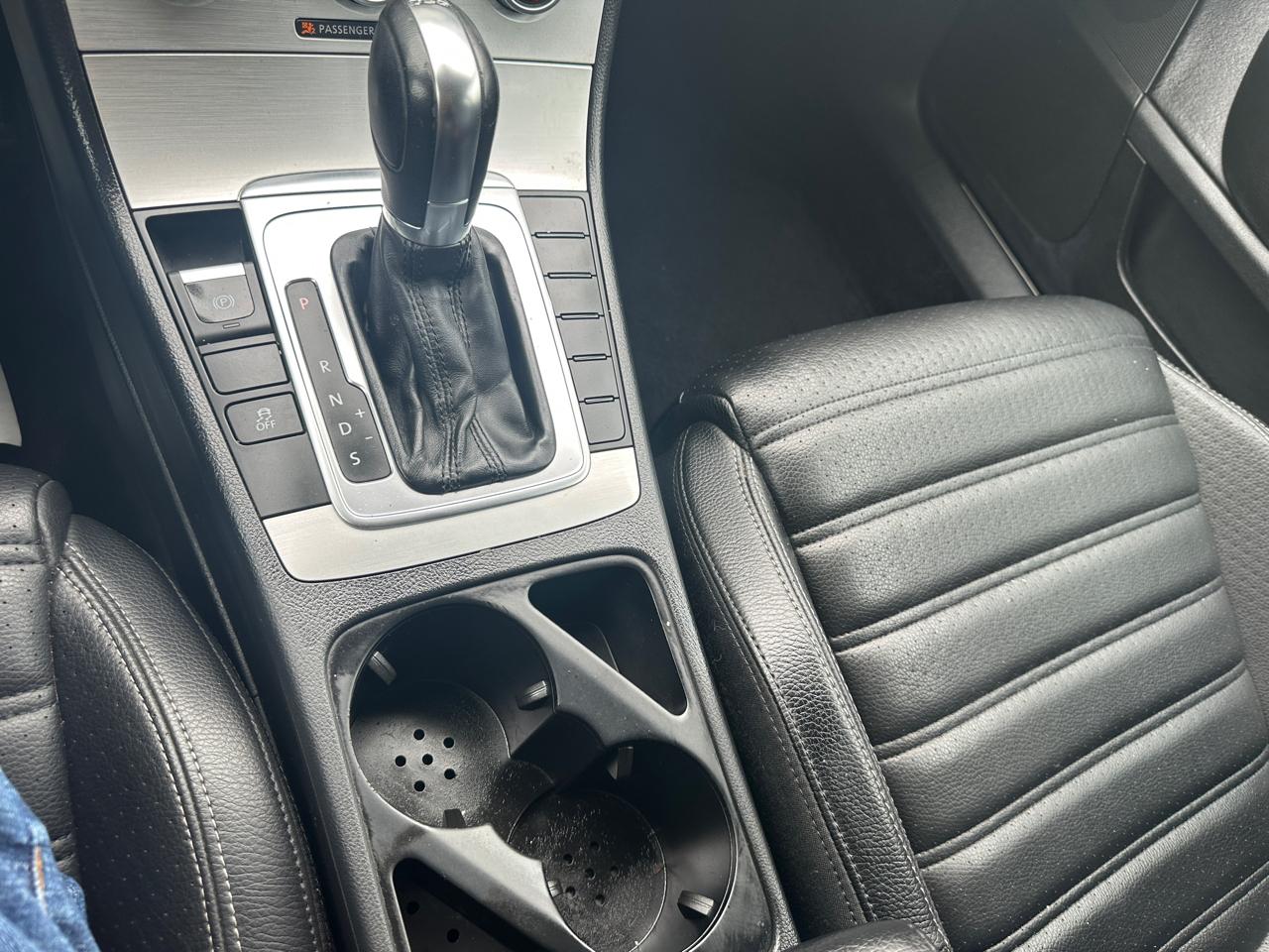 Volkswagen CC 4dr Sdn Sport Plus PZEV 2013