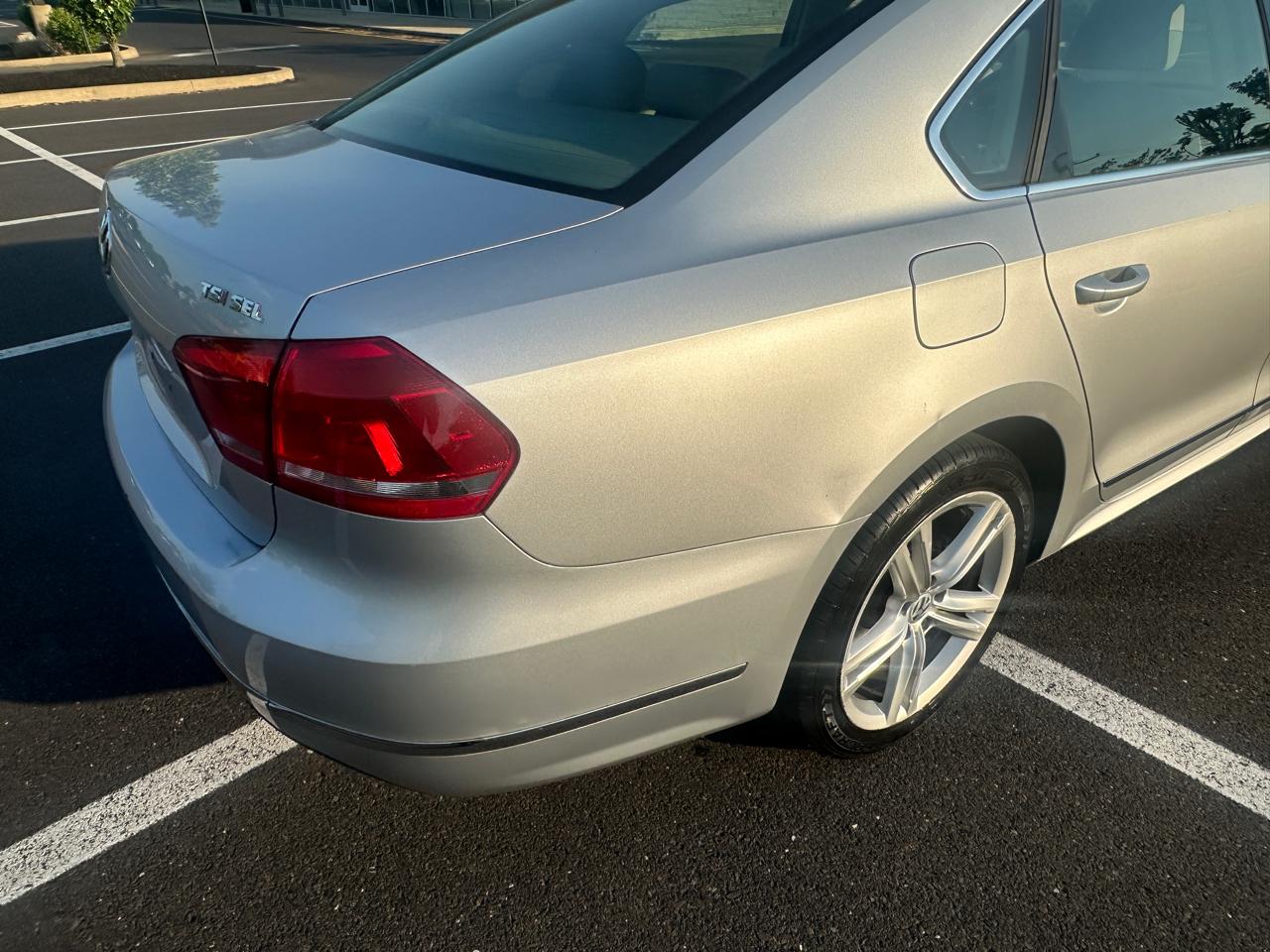 Volkswagen Passat 4dr Sdn 1.8T Auto SEL Premium 2014