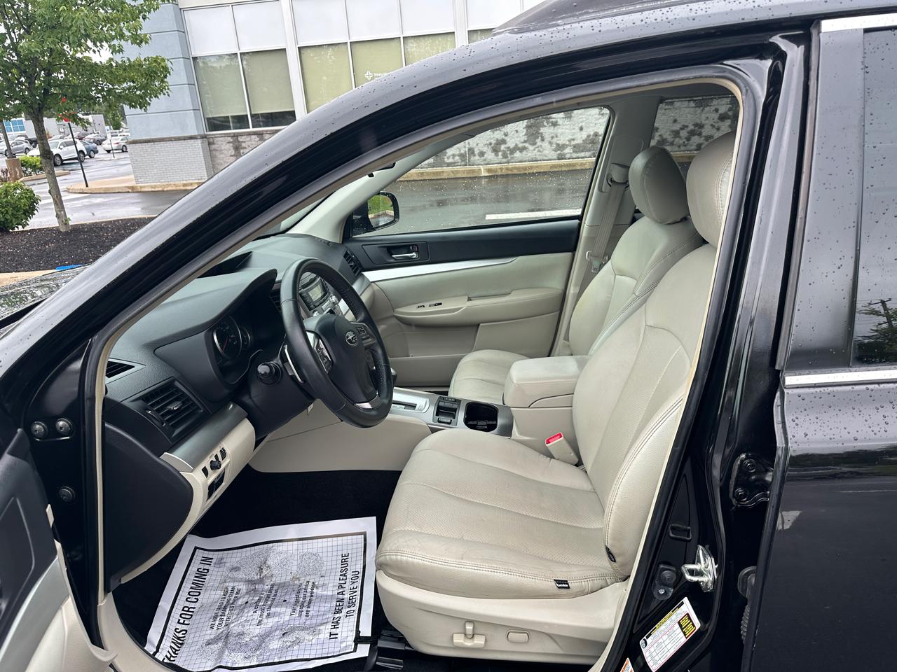 Subaru Outback 4dr Wgn H4 Auto 2.5i Premium 2013