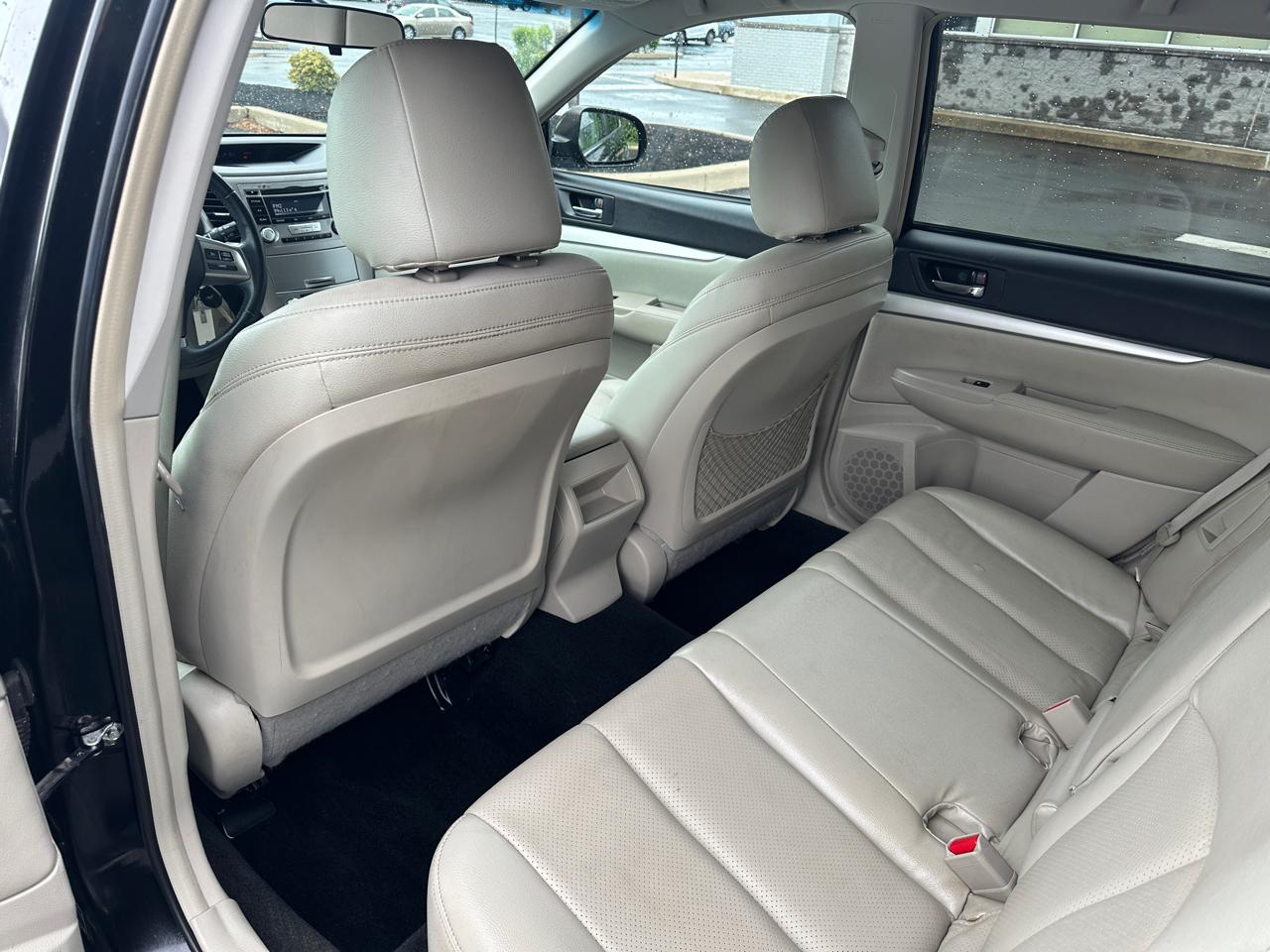 Subaru Outback 4dr Wgn H4 Auto 2.5i Premium 2013