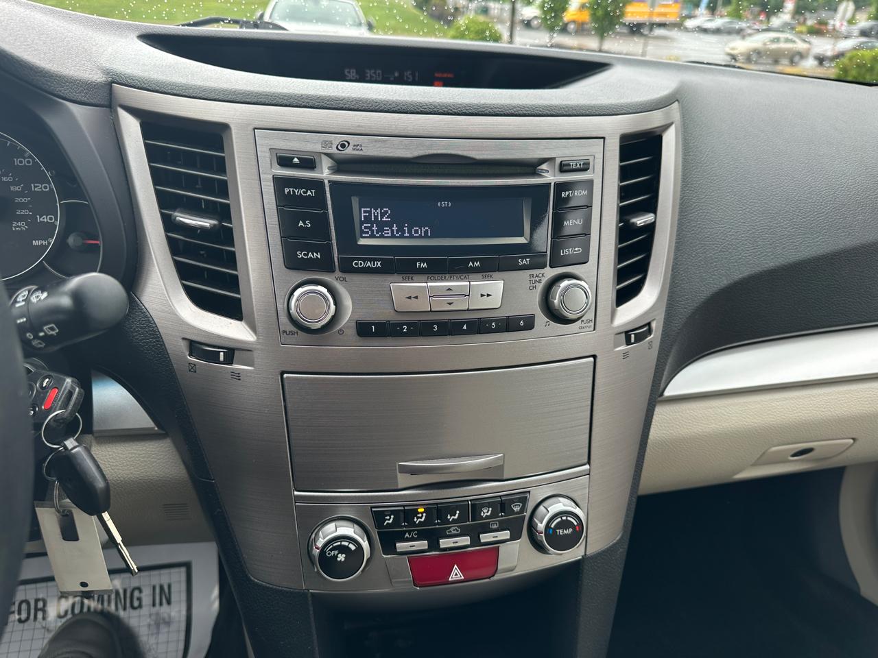 Subaru Outback 4dr Wgn H4 Auto 2.5i Premium 2013