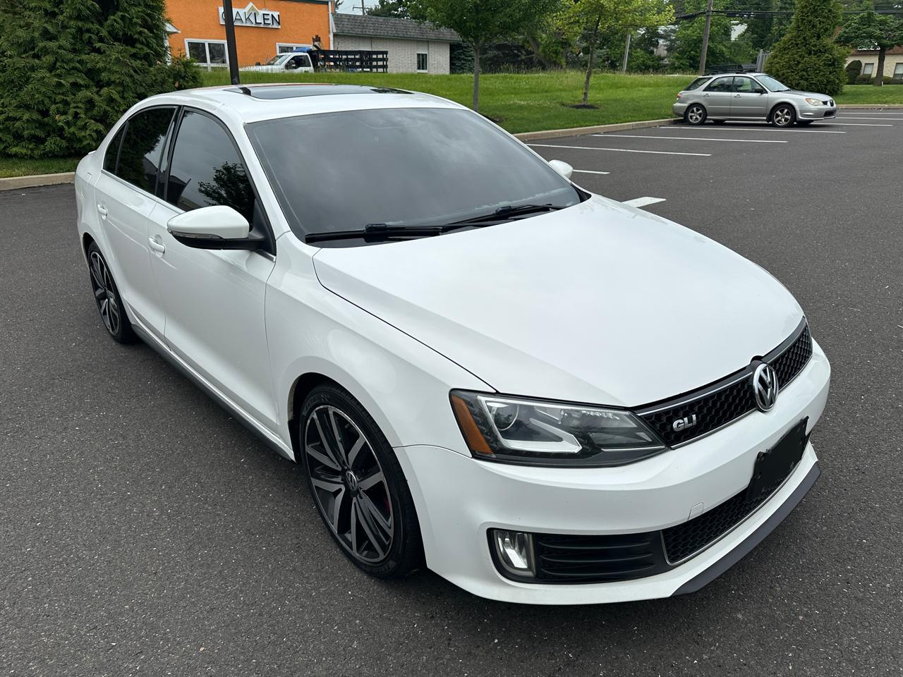 Volkswagen GLI 4dr Sdn Man Autobahn w/Nav PZEV *Ltd Avail* 2013