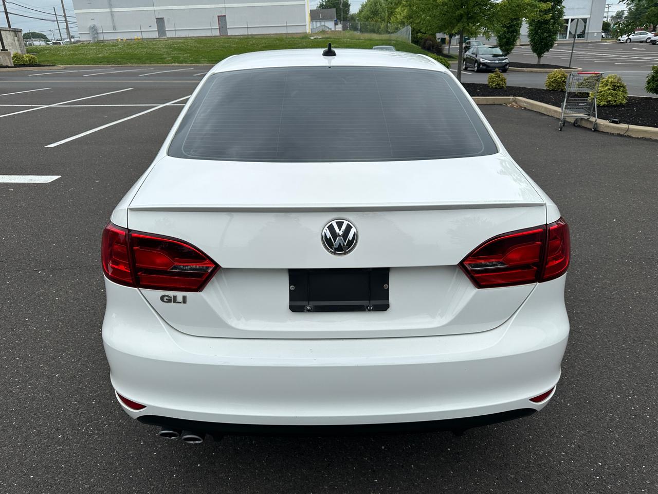 Volkswagen GLI 4dr Sdn Man Autobahn w/Nav PZEV *Ltd Avail* 2013