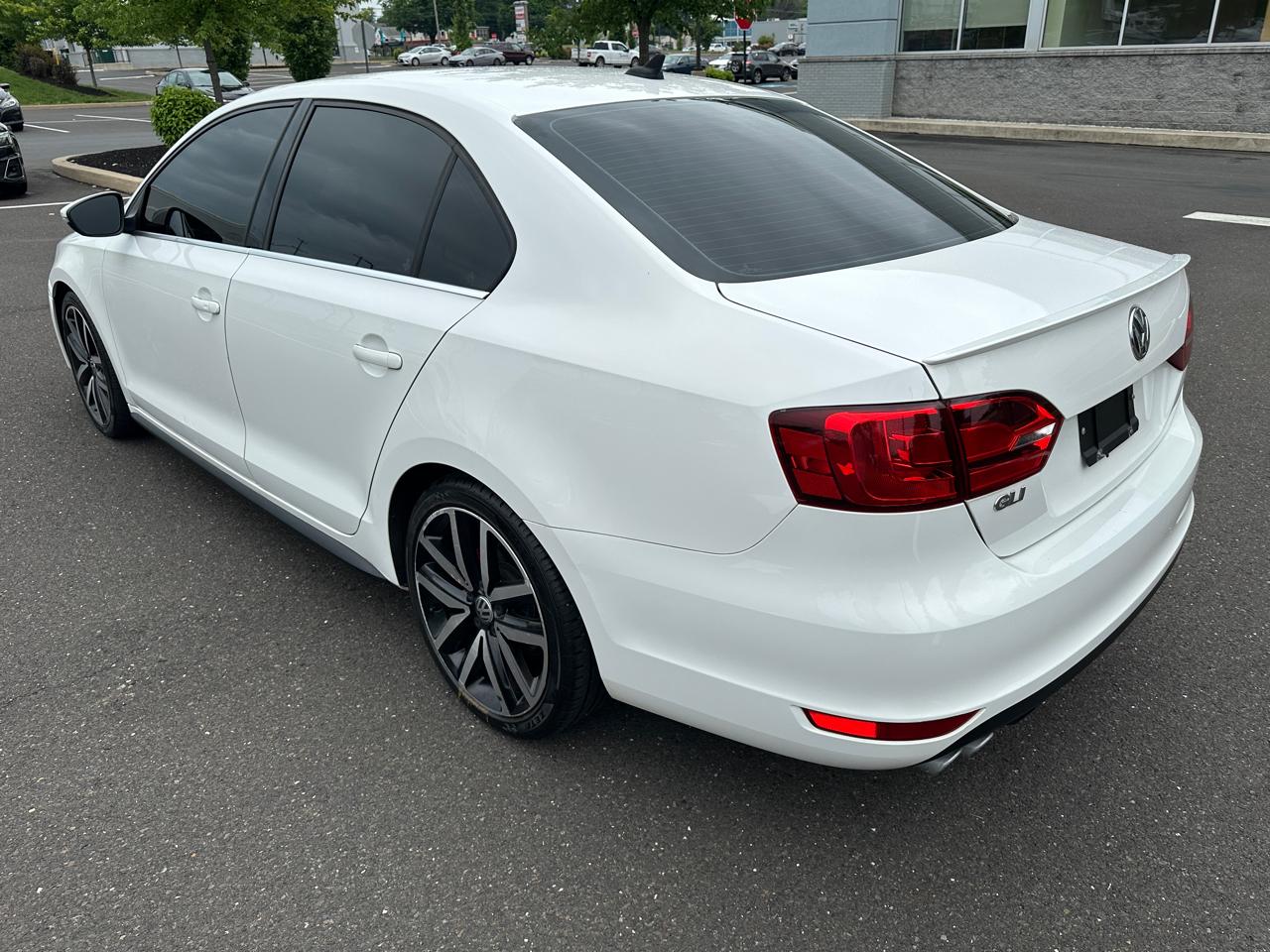 Volkswagen GLI 4dr Sdn Man Autobahn w/Nav PZEV *Ltd Avail* 2013