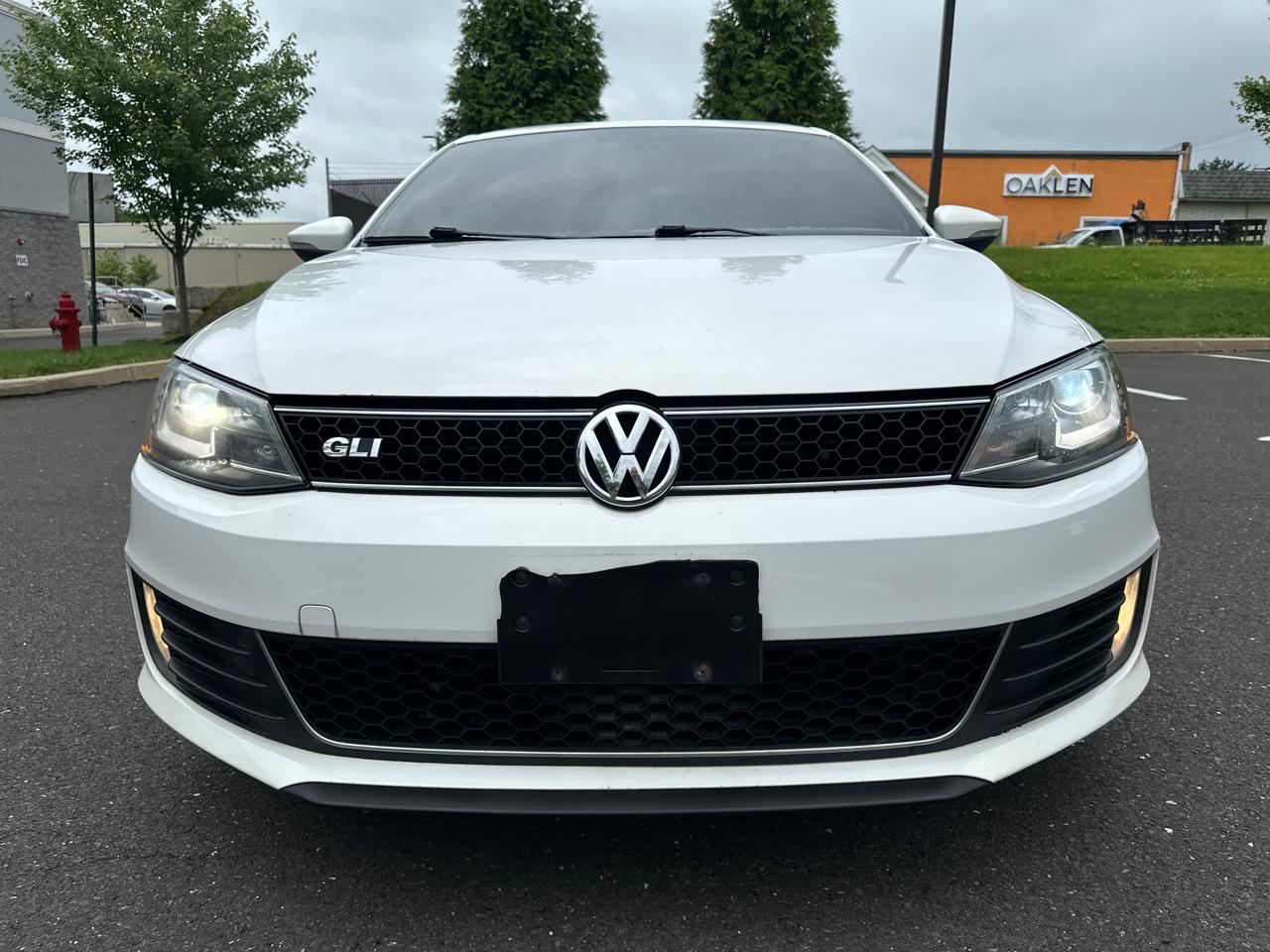 Volkswagen GLI 4dr Sdn Man Autobahn w/Nav PZEV *Ltd Avail* 2013