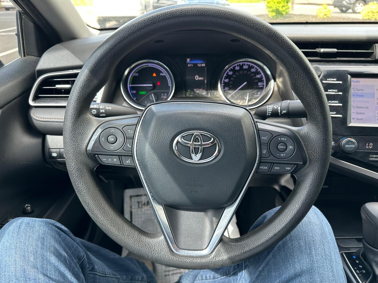 Toyota Camry Hybrid LE CVT (Natl) 2020