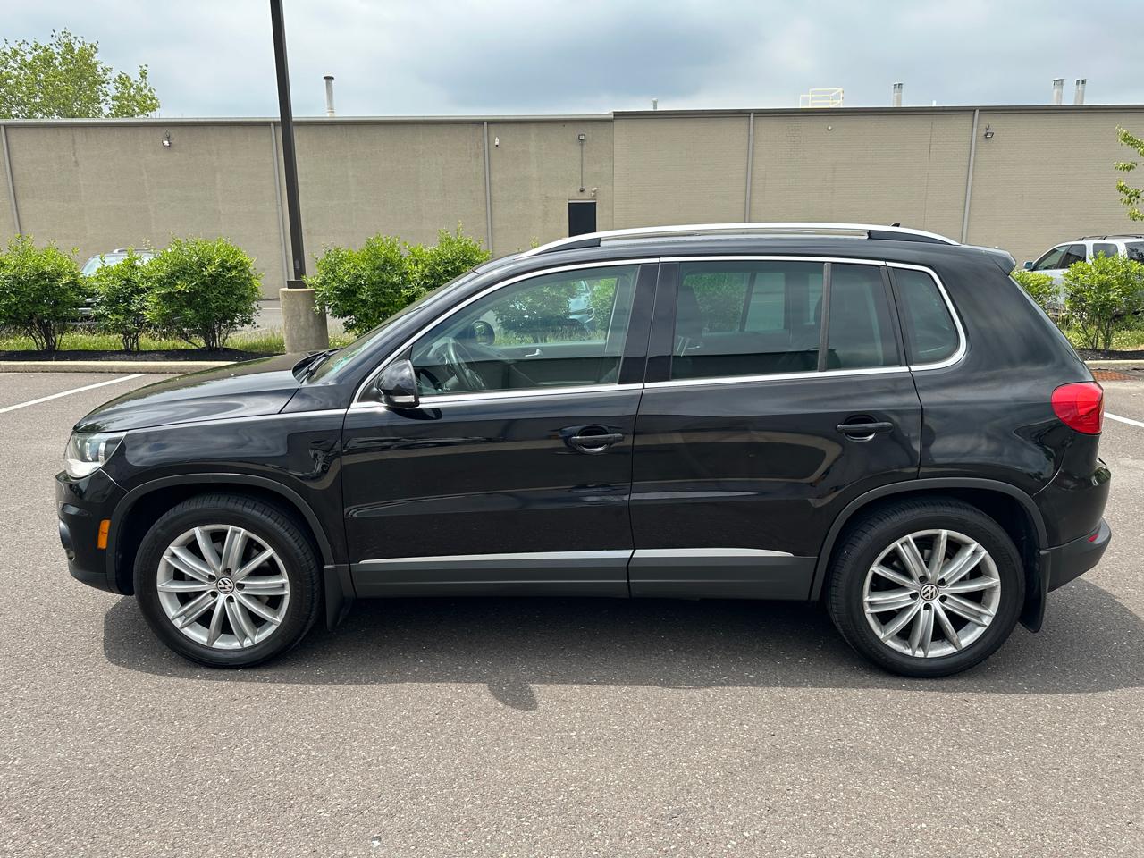 Volkswagen Tiguan 2.0T SEL 4MOTION 2014