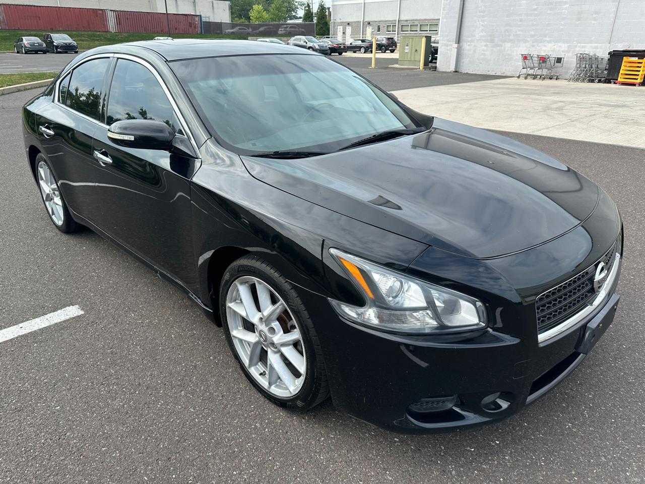 Nissan Maxima 4dr Sdn V6 CVT 3.5 SV w/Sport Pkg 2011