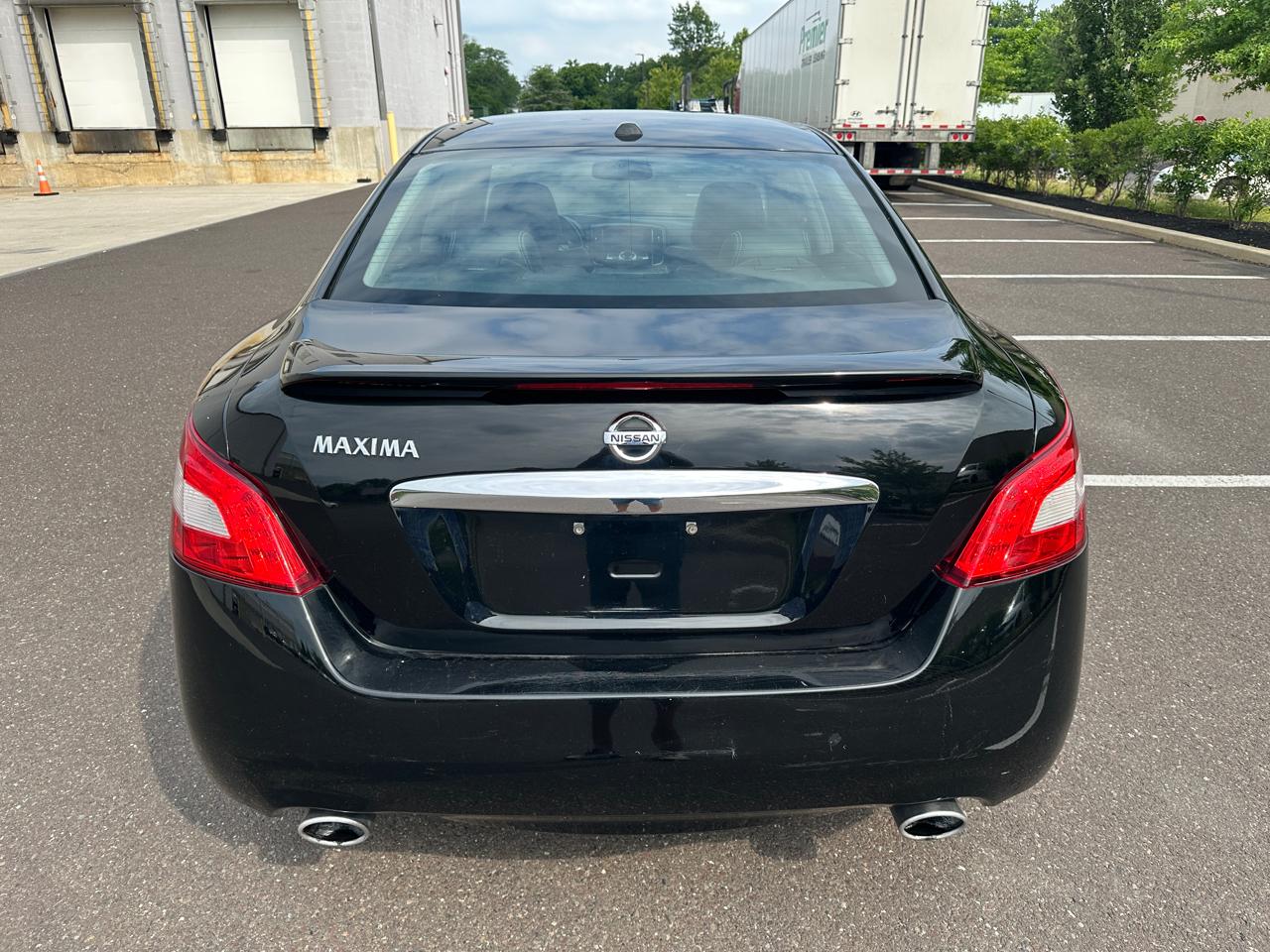 Nissan Maxima 4dr Sdn V6 CVT 3.5 SV w/Sport Pkg 2011