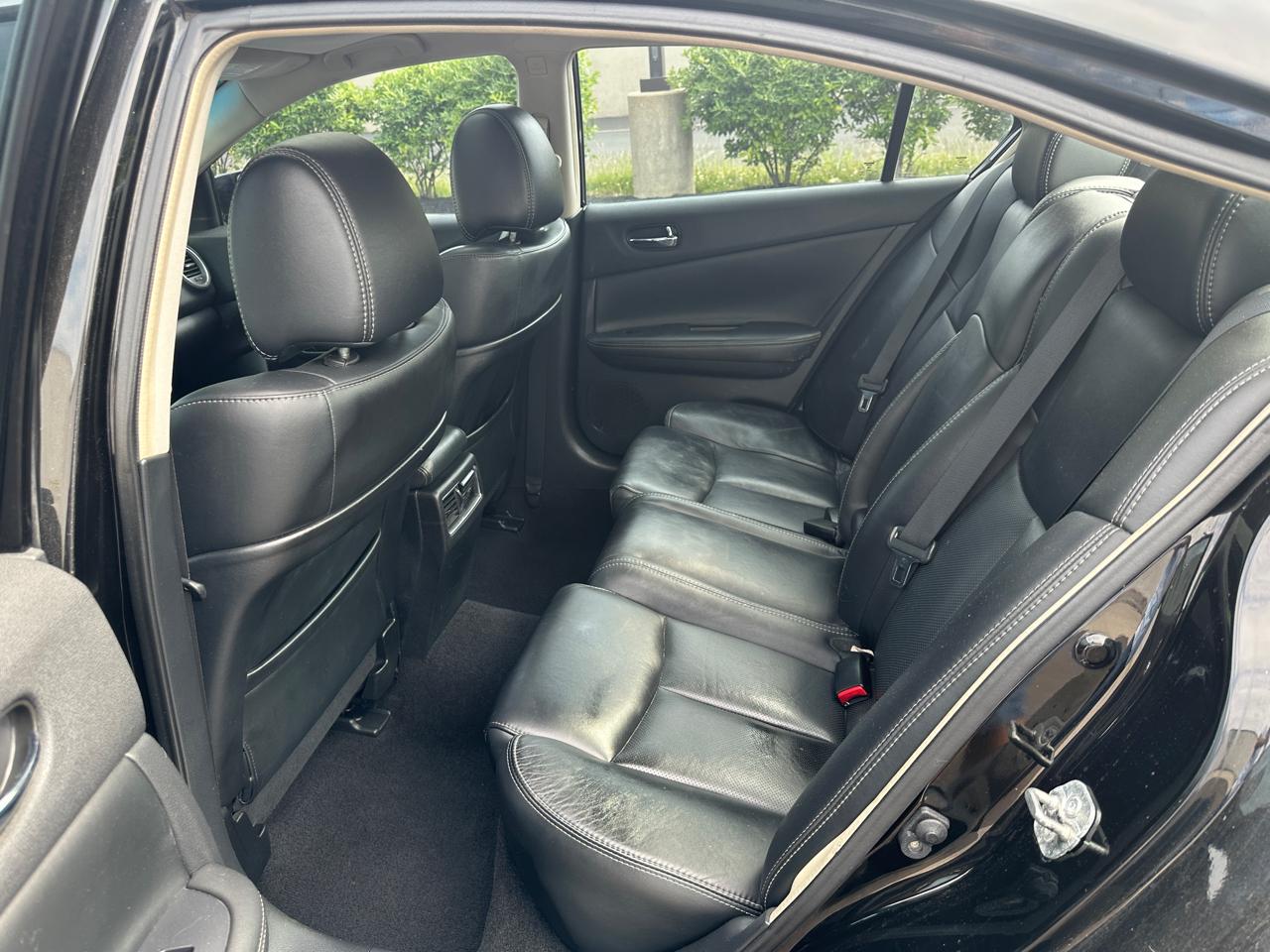 Nissan Maxima 4dr Sdn V6 CVT 3.5 SV w/Sport Pkg 2011