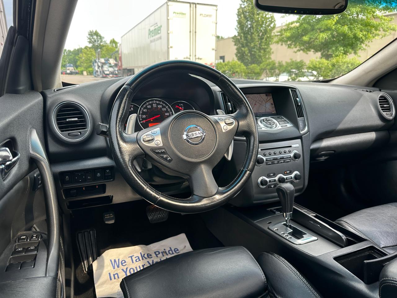 Nissan Maxima 4dr Sdn V6 CVT 3.5 SV w/Sport Pkg 2011