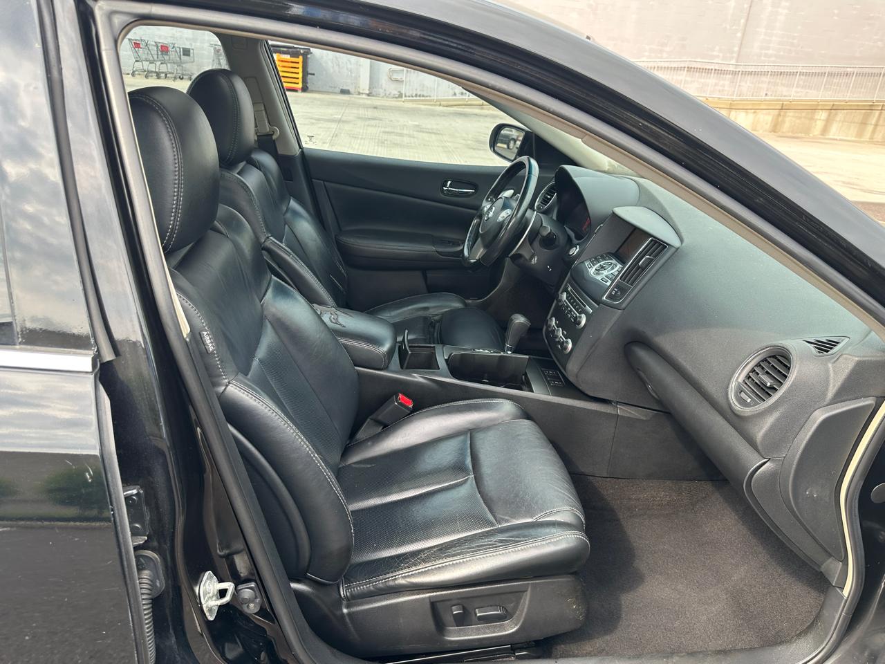 Nissan Maxima 4dr Sdn V6 CVT 3.5 SV w/Sport Pkg 2011
