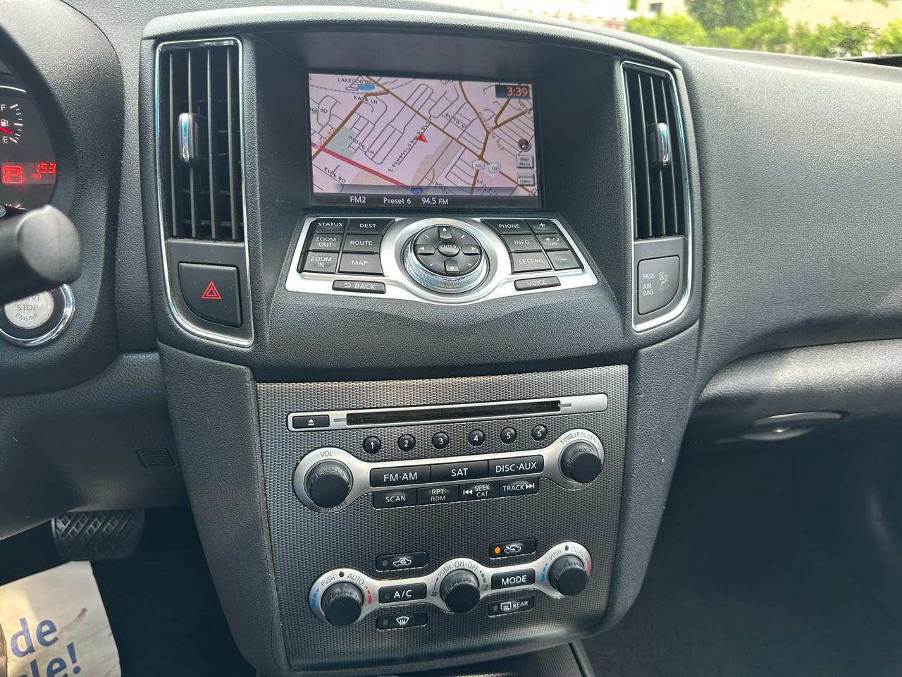 Nissan Maxima 4dr Sdn V6 CVT 3.5 SV w/Sport Pkg 2011