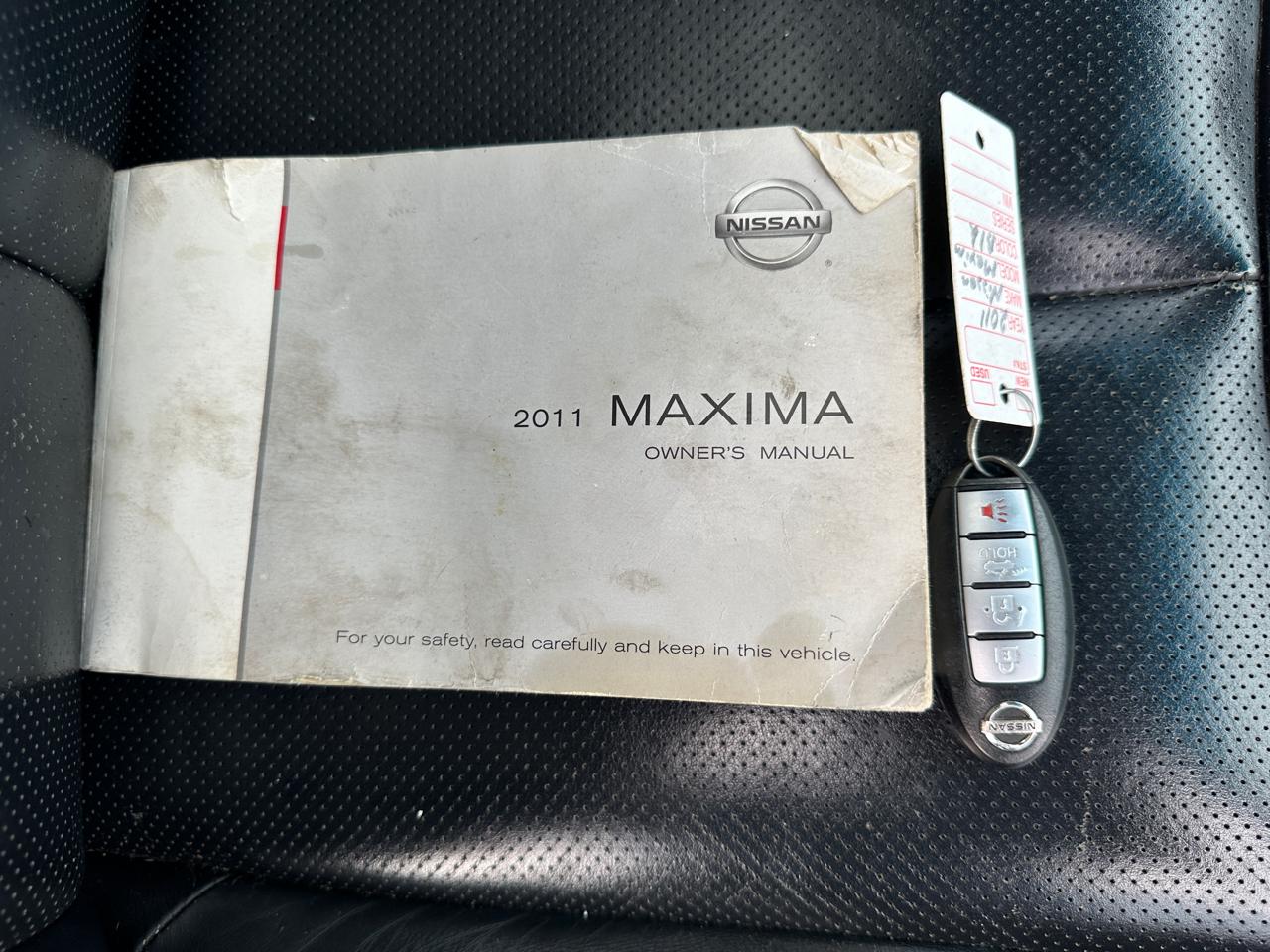 Nissan Maxima 4dr Sdn V6 CVT 3.5 SV w/Sport Pkg 2011