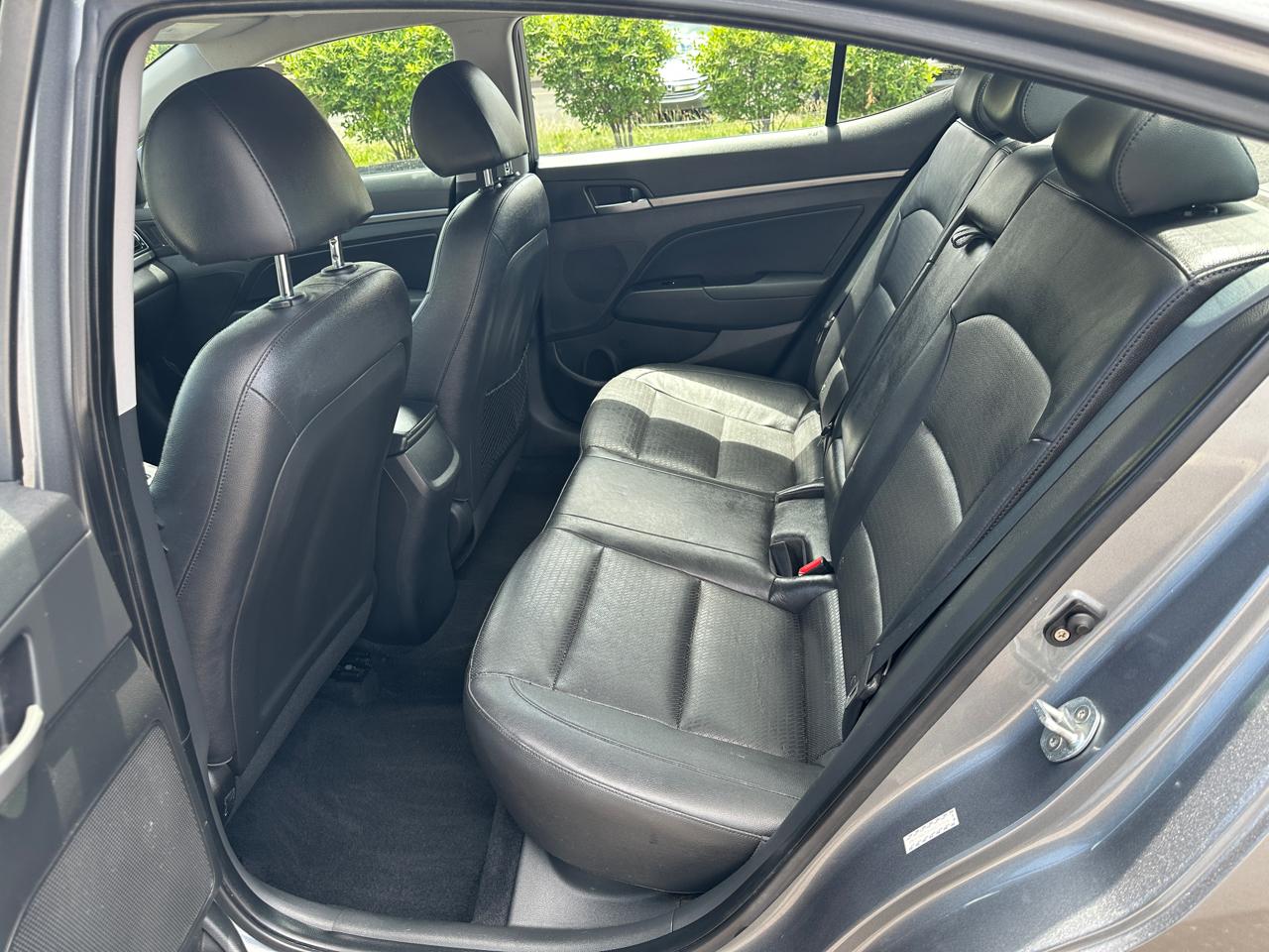 Hyundai Elantra Limited 2.0L Auto PZEV (Ulsan) *Ltd Avail* 2017