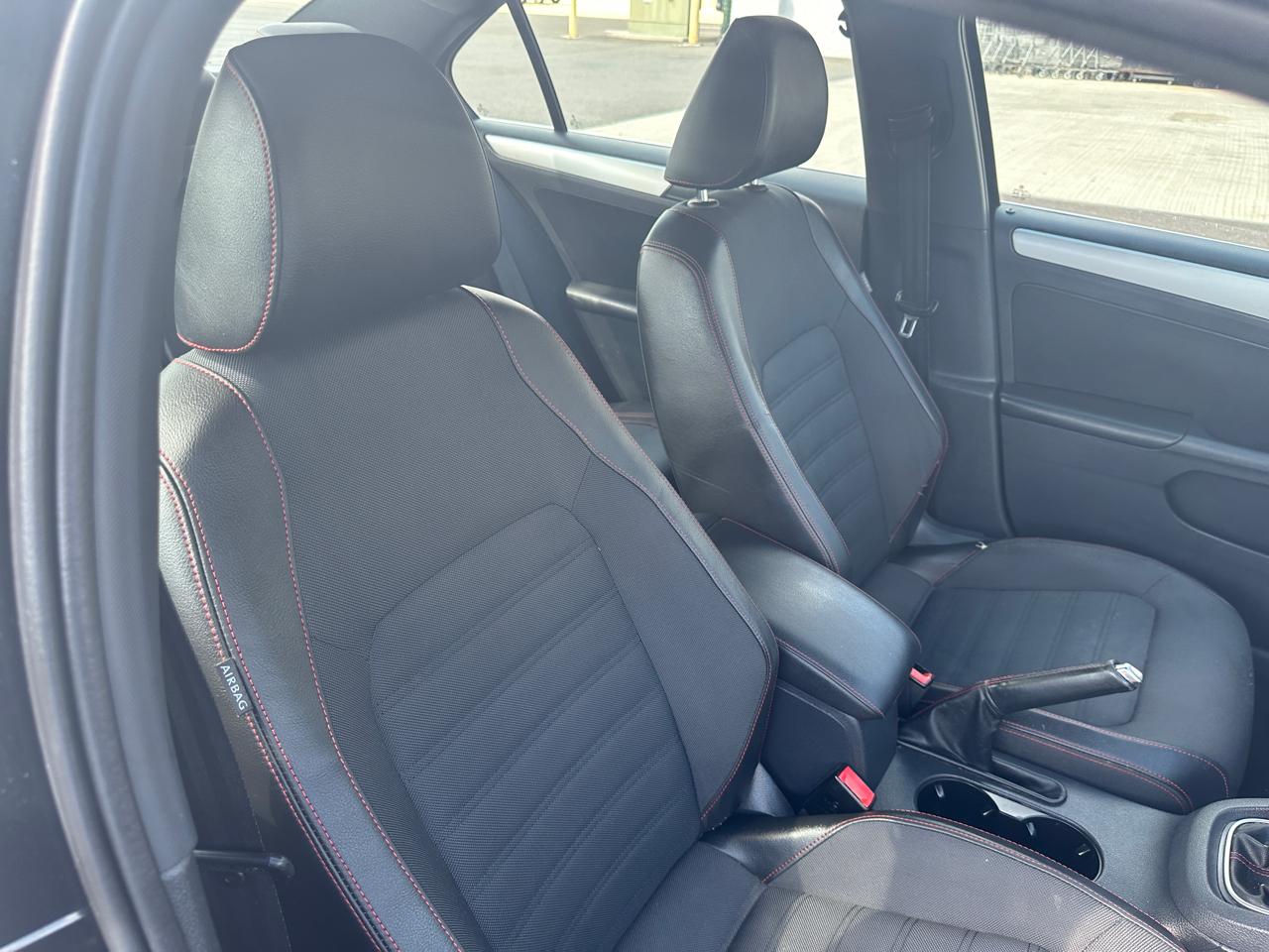 Volkswagen GLI 4dr Sdn Man Autobahn w/Nav PZEV 2012