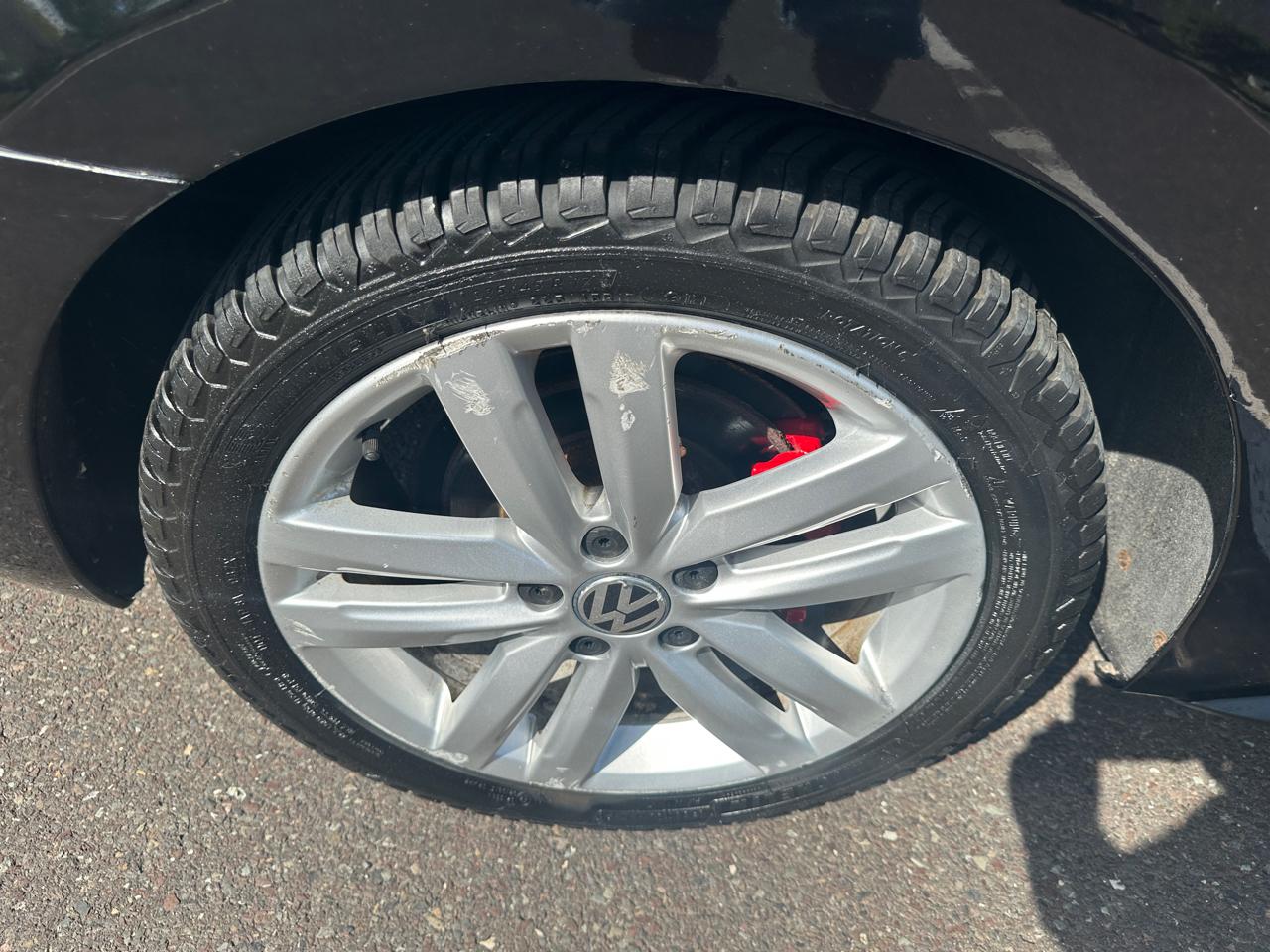 Volkswagen GLI 4dr Sdn Man Autobahn w/Nav PZEV 2012