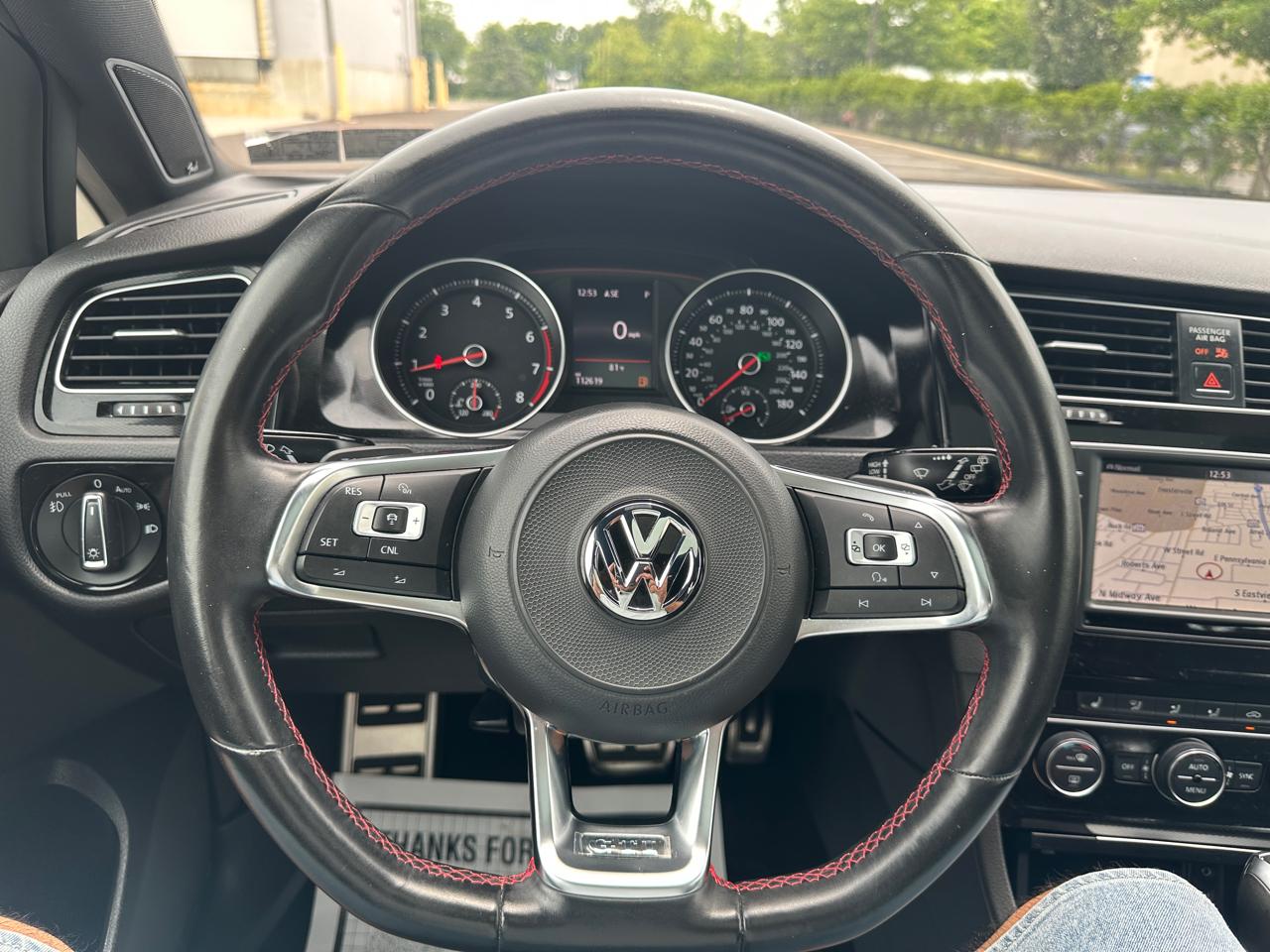Volkswagen Golf GTI 2.0T 4-Door Autobahn DSG 2017