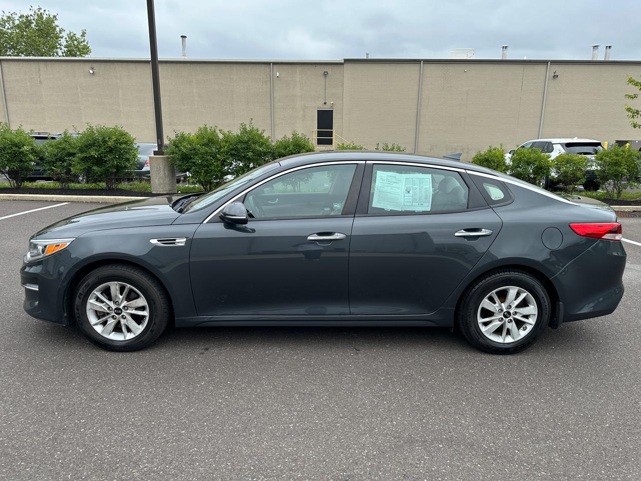 Kia Optima 4dr Sdn LX 2016