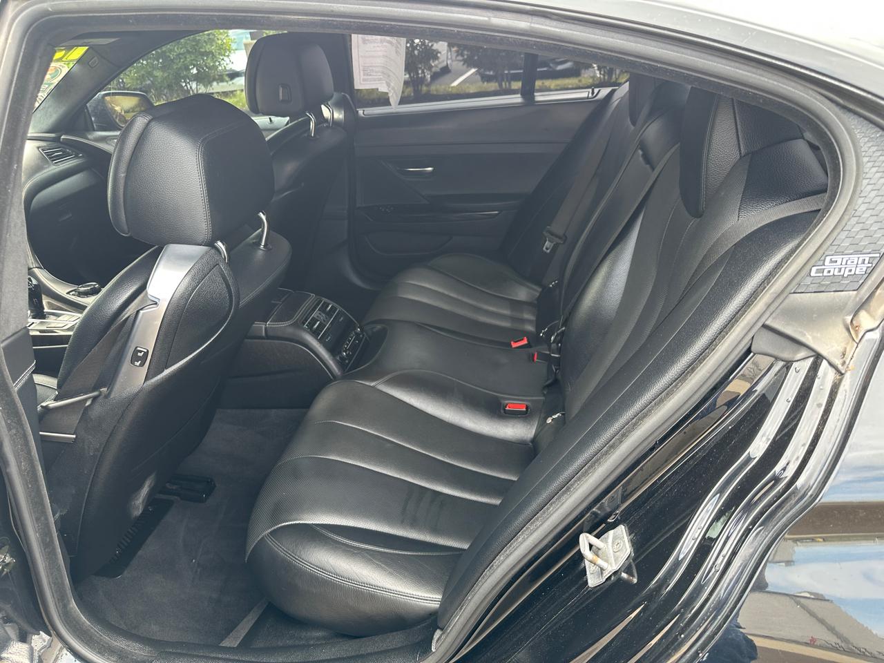 BMW 6 Series 4dr Sdn 640i xDrive AWD Gran Coupe 2015