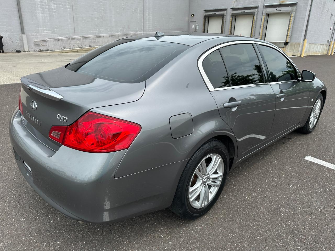 Infiniti Q40 4dr Sdn AWD 2015