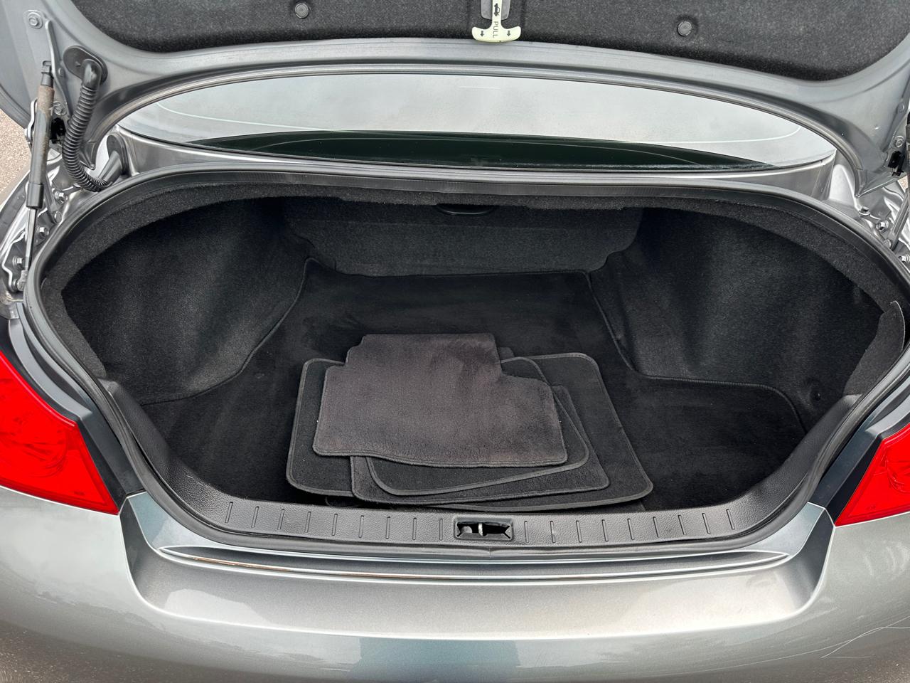 Infiniti Q40 4dr Sdn AWD 2015