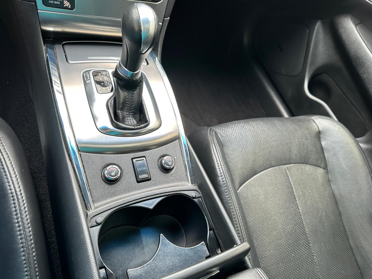 Infiniti Q40 4dr Sdn AWD 2015