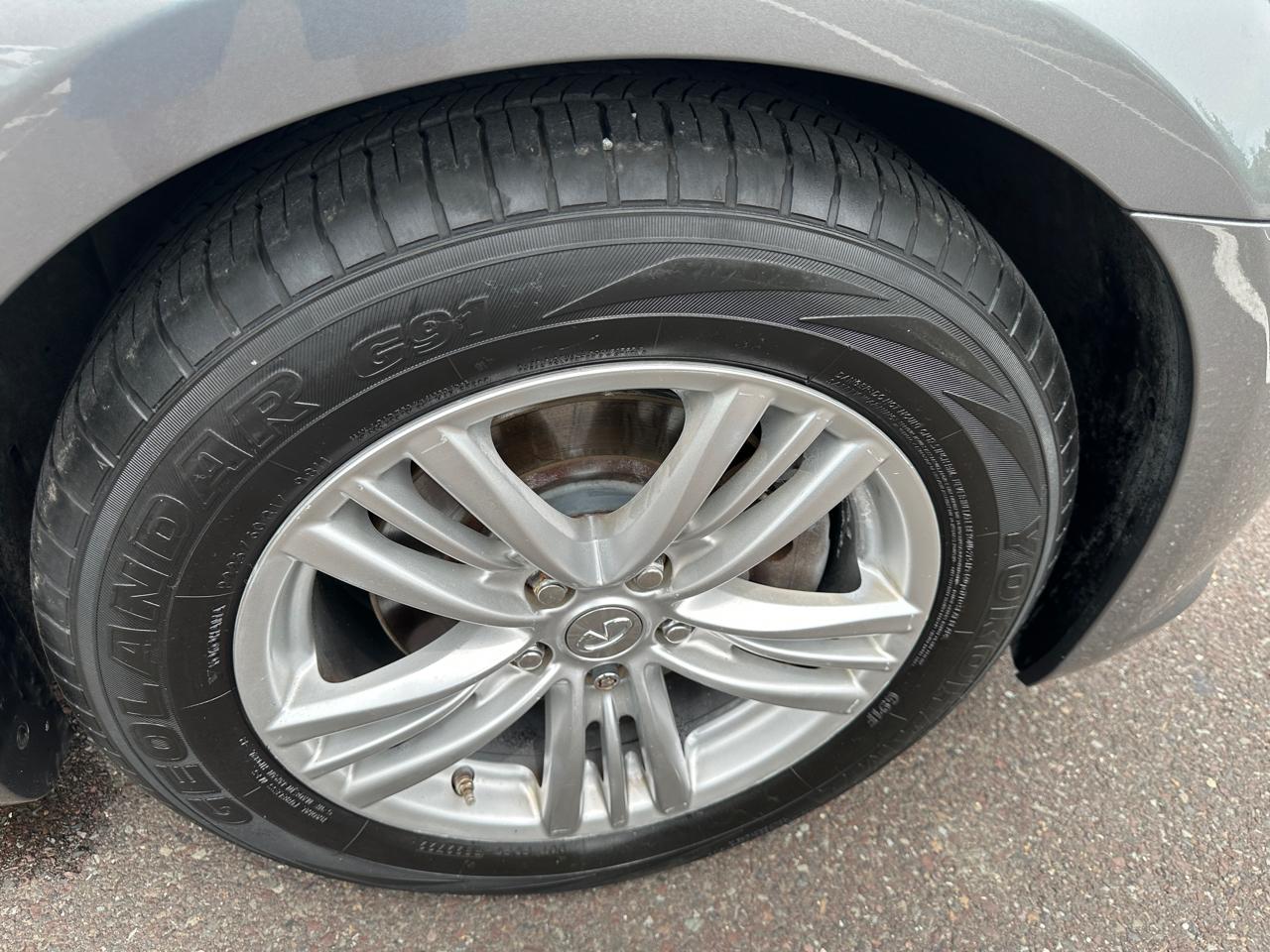 Infiniti Q40 4dr Sdn AWD 2015