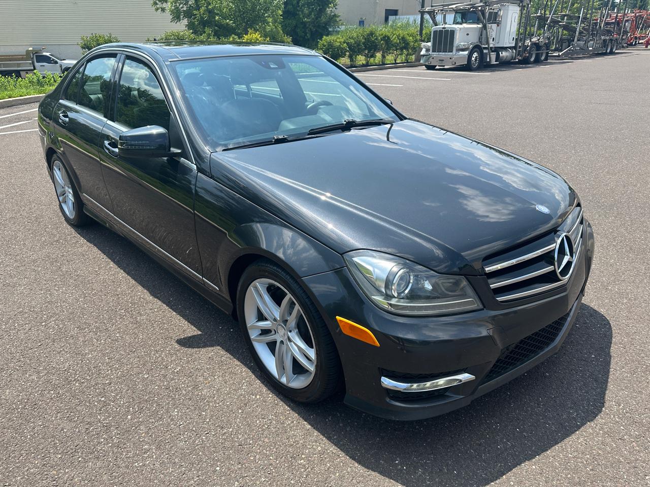 Mercedes-Benz C-Class 4dr Sdn C 300 Sport 4MATIC 2014