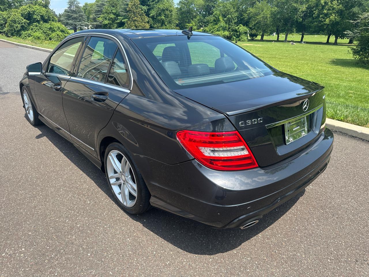 Mercedes-Benz C-Class 4dr Sdn C 300 Sport 4MATIC 2014