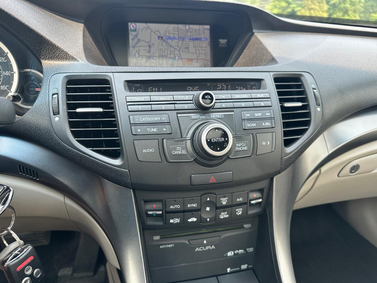 Acura TSX 4dr Sdn I4 Auto Tech Pkg 2012