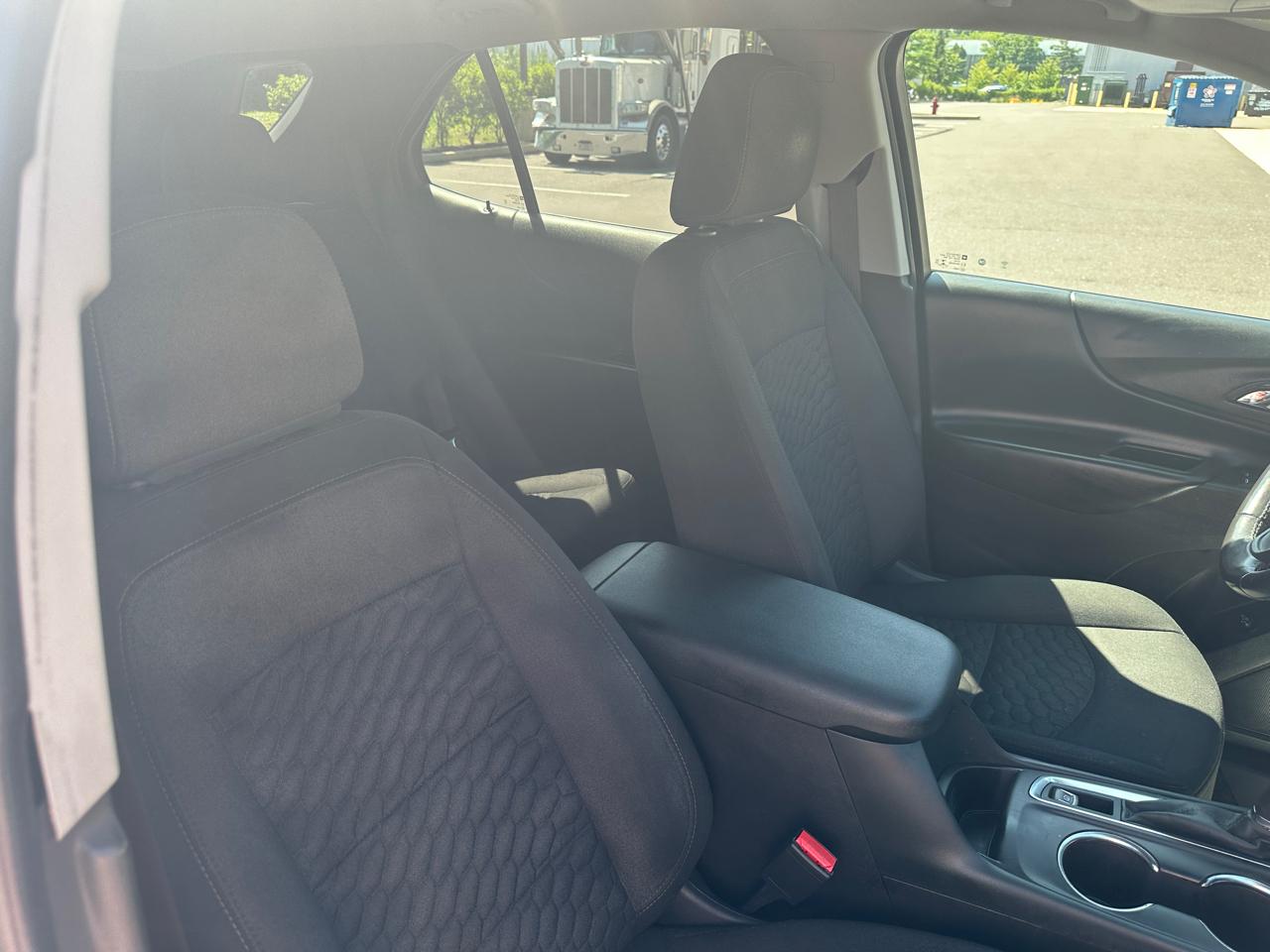 Chevrolet Equinox AWD 4dr LT w/1LT 2021