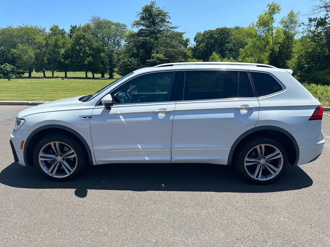 Volkswagen Tiguan 2.0T SEL R-Line Black 4MOTION 2019