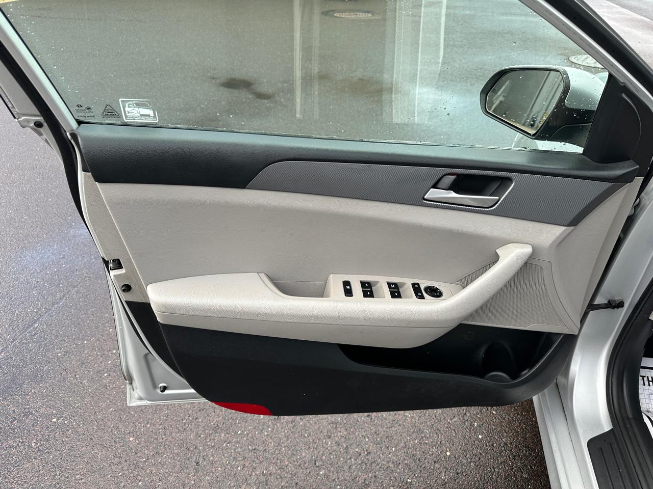 Hyundai Sonata SE 2.4L SULEV 2018