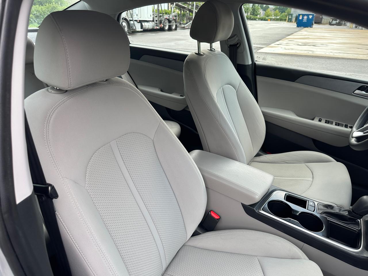 Hyundai Sonata SE 2.4L SULEV 2018