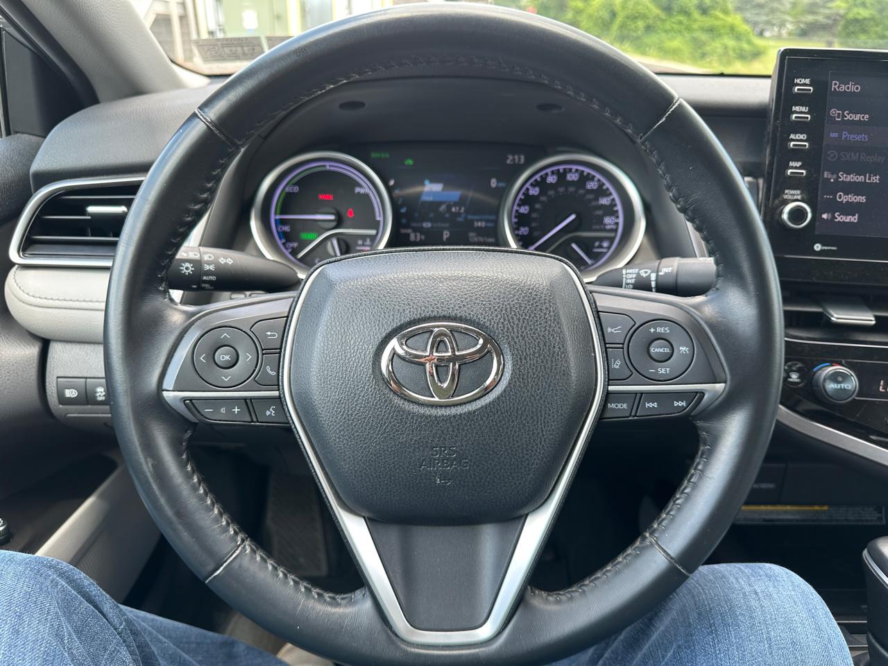 Toyota Camry Hybrid XLE CVT (Natl) 2021
