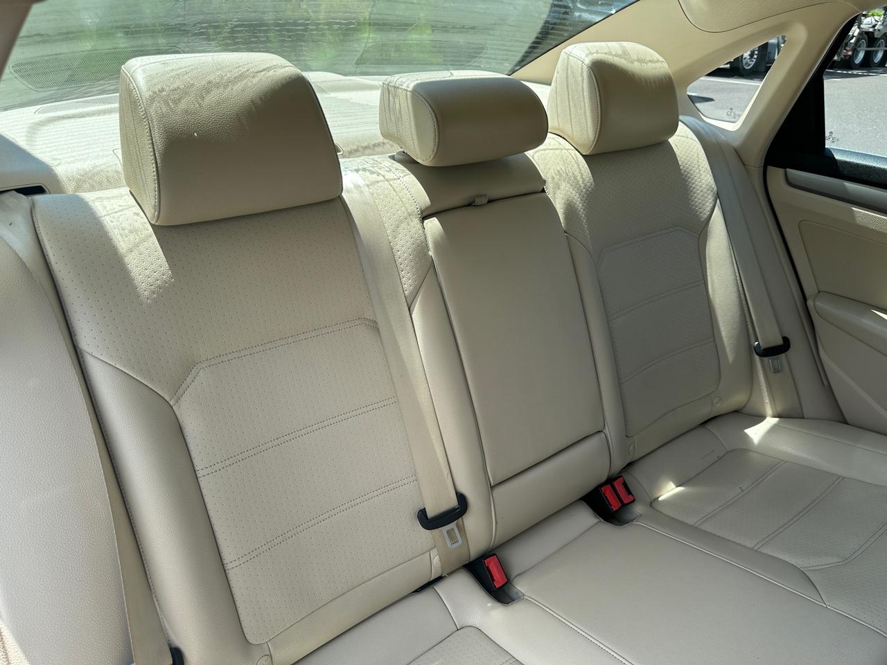 Volkswagen Passat  2015