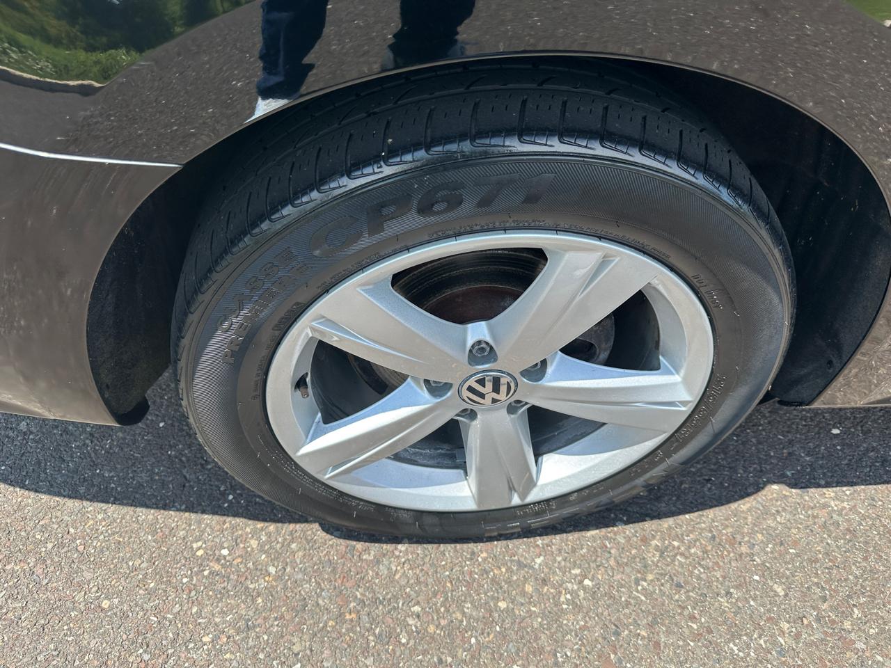 Volkswagen Passat  2015